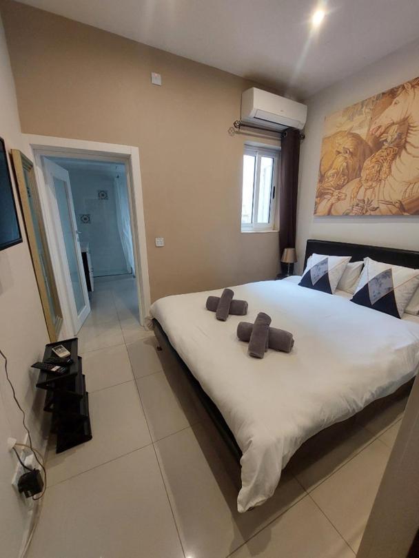 Central & Cozy - 1 Bedroom Apartment Валетта Экстерьер фото